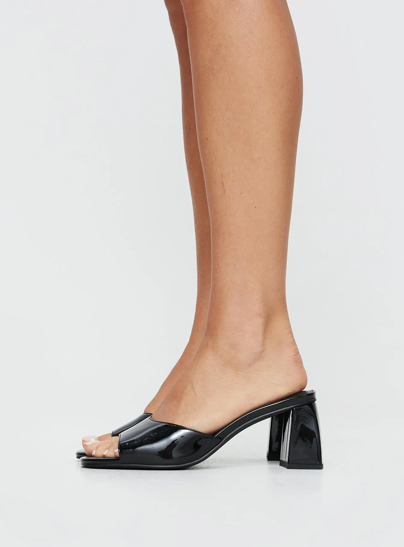 Belmira Heels Black