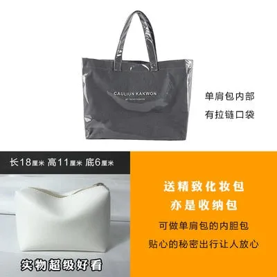 Christmas Gift Large-capacity Transparent Jelly Bag 2021 New Trendy PVC Beach Tote Bag Travel Portable Shoulder Bag Women Handbags Casual Tote
