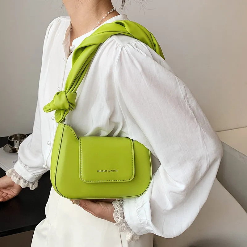 Christmas Gift Small Fashion Short Handles PU Leather Underarm Crossbody Bag for Women 2021 Luxury Trendy Chain Baguette Shoulder Handbags