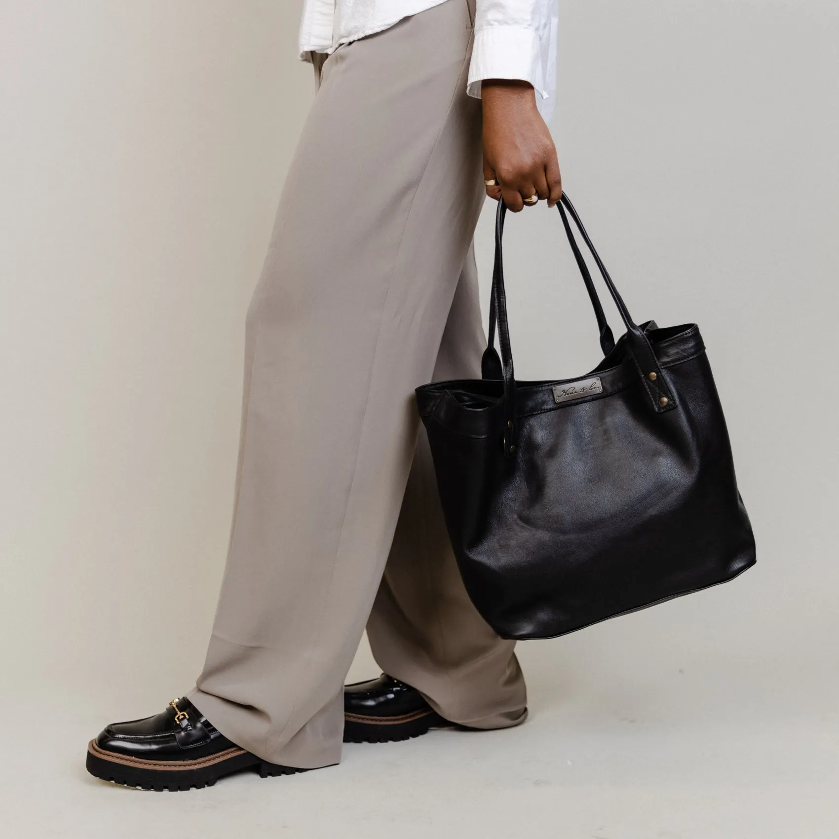 CONVERTIBLE TOTE - FULL LEATHER COLLECTION - BLACK