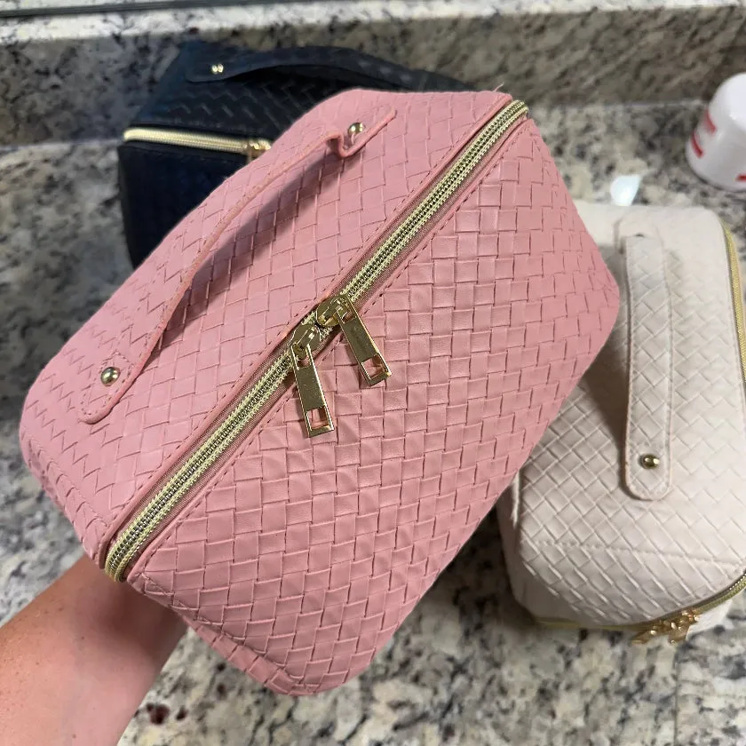 Large Capacity Makeup Bag In Multiple Colors