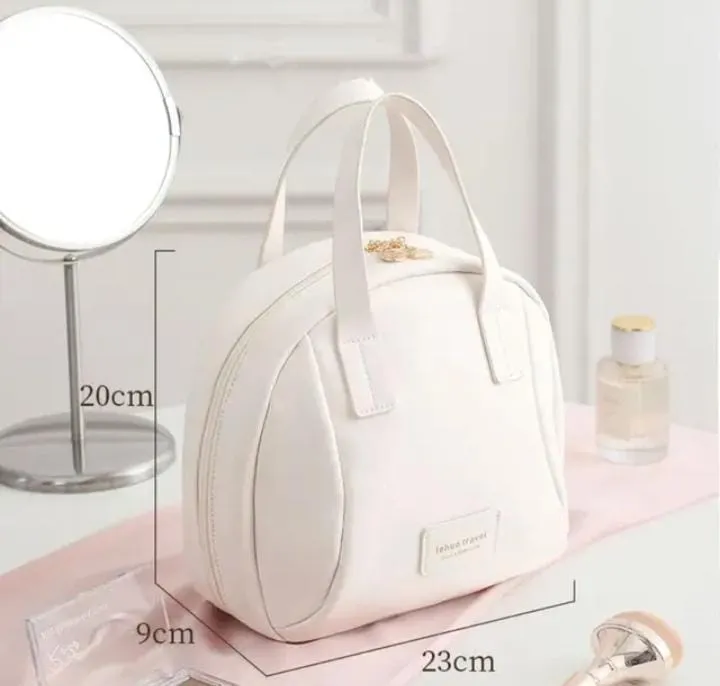 Large capacity round cosmetics pouch