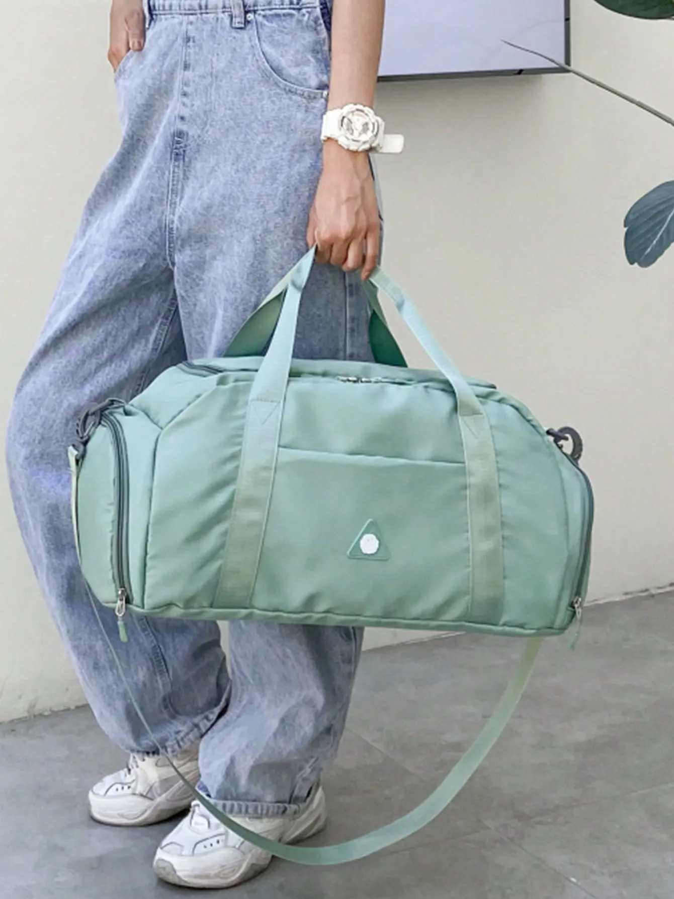 Large Capacity Shoulder Training Bag