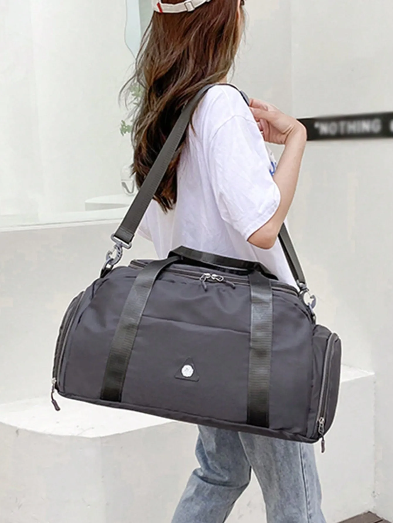 Large Capacity Shoulder Training Bag