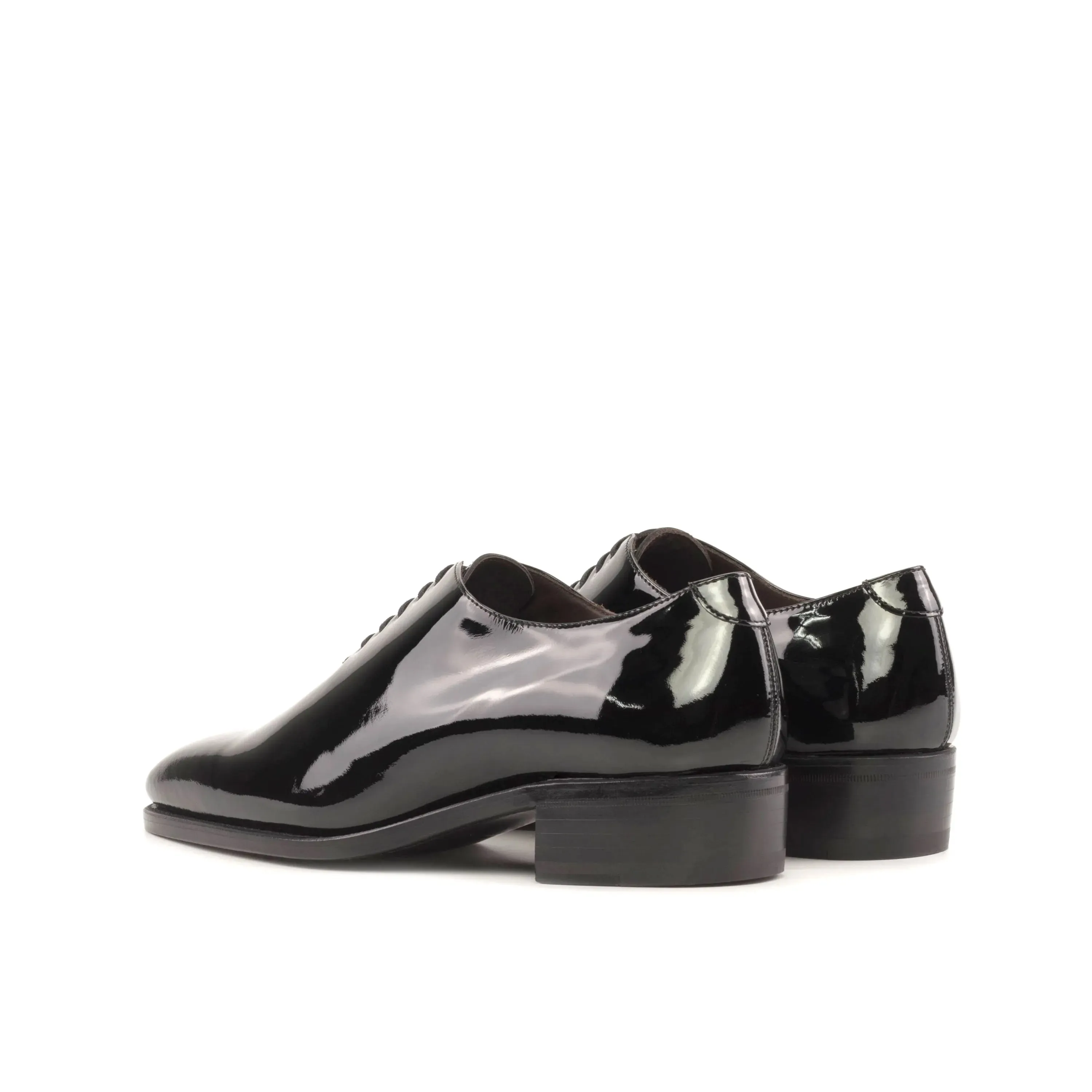 Narciso wholecut shoes