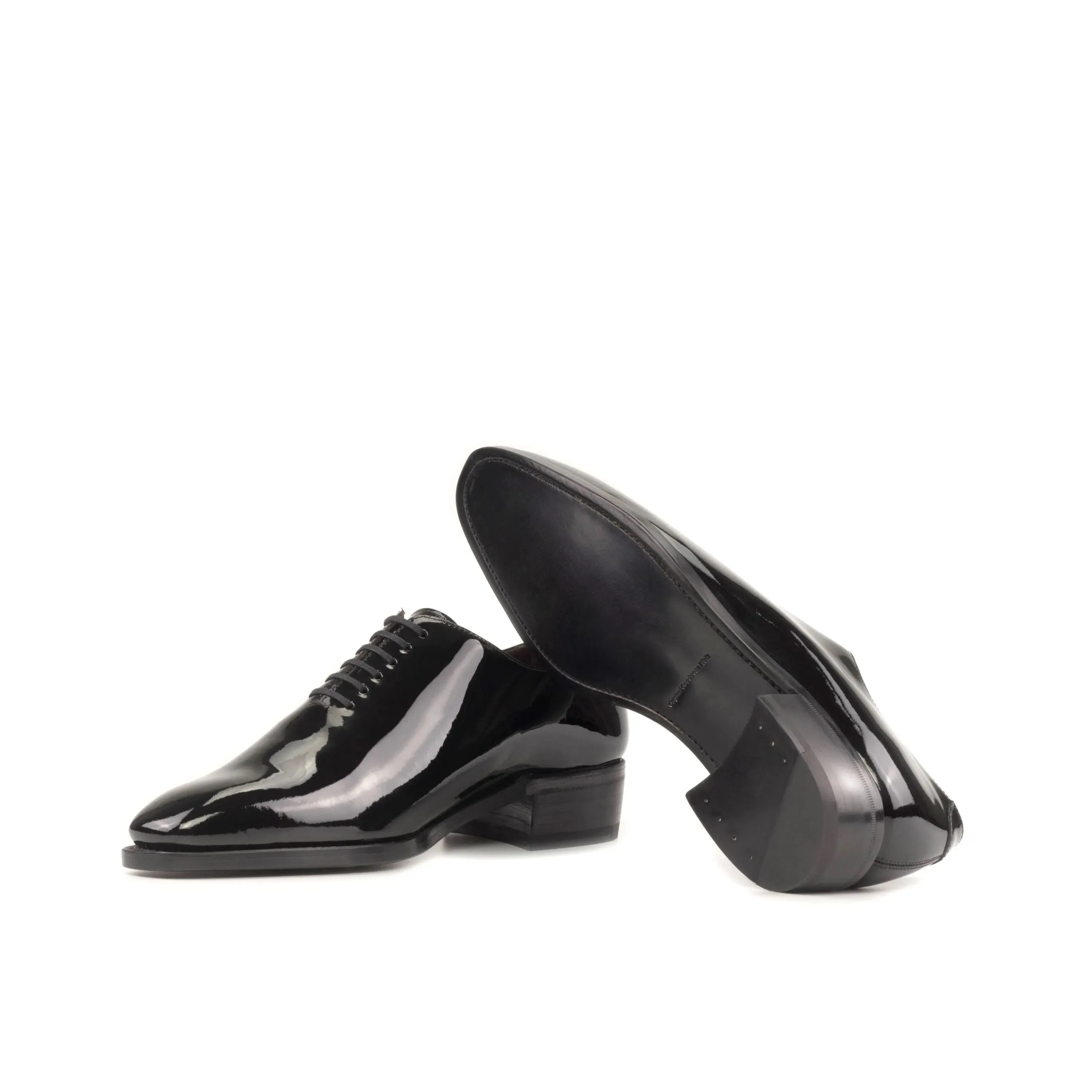 Narciso wholecut shoes