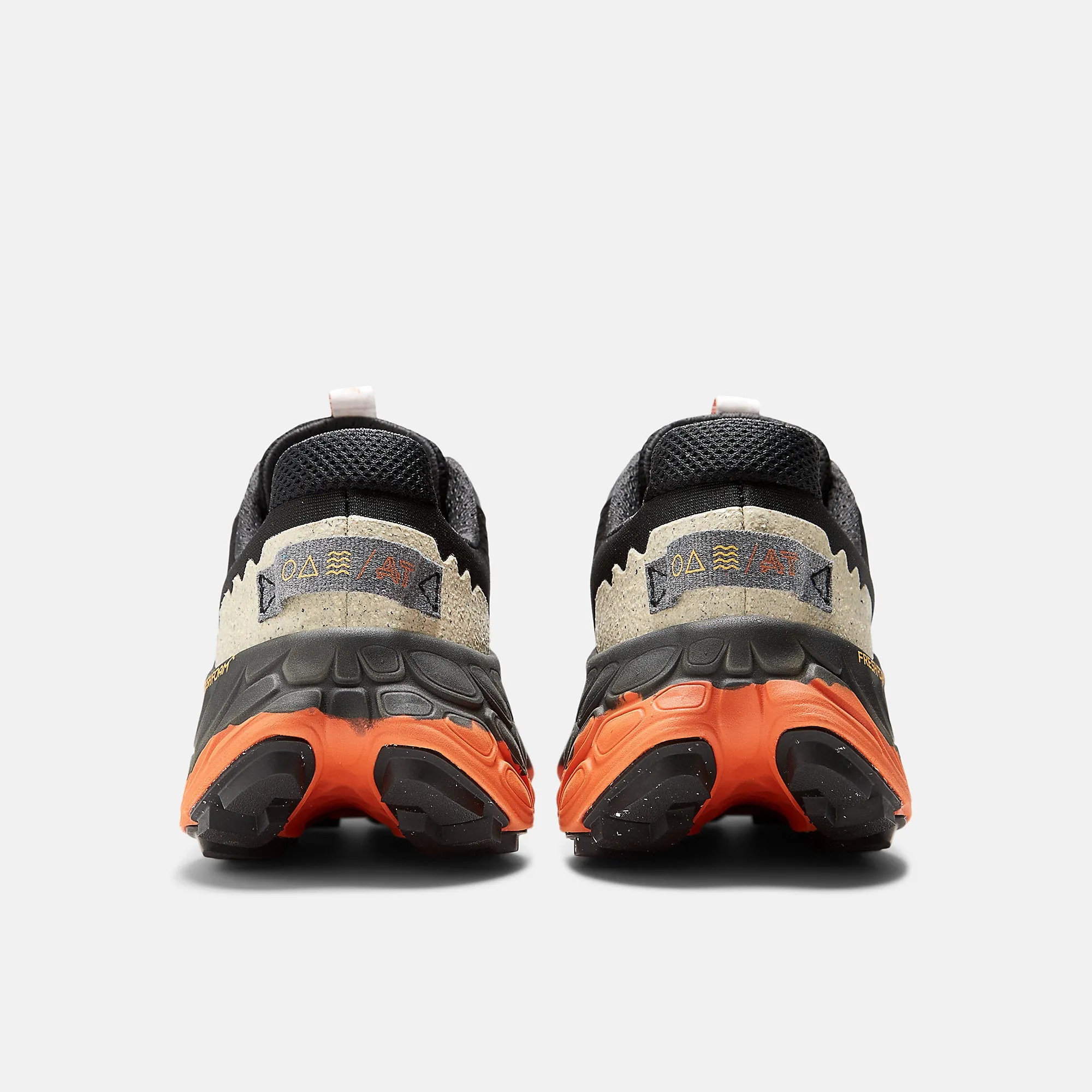 New Balance Mens Fresh Foam X More Trail v3 Trainers - Black / Cayenne