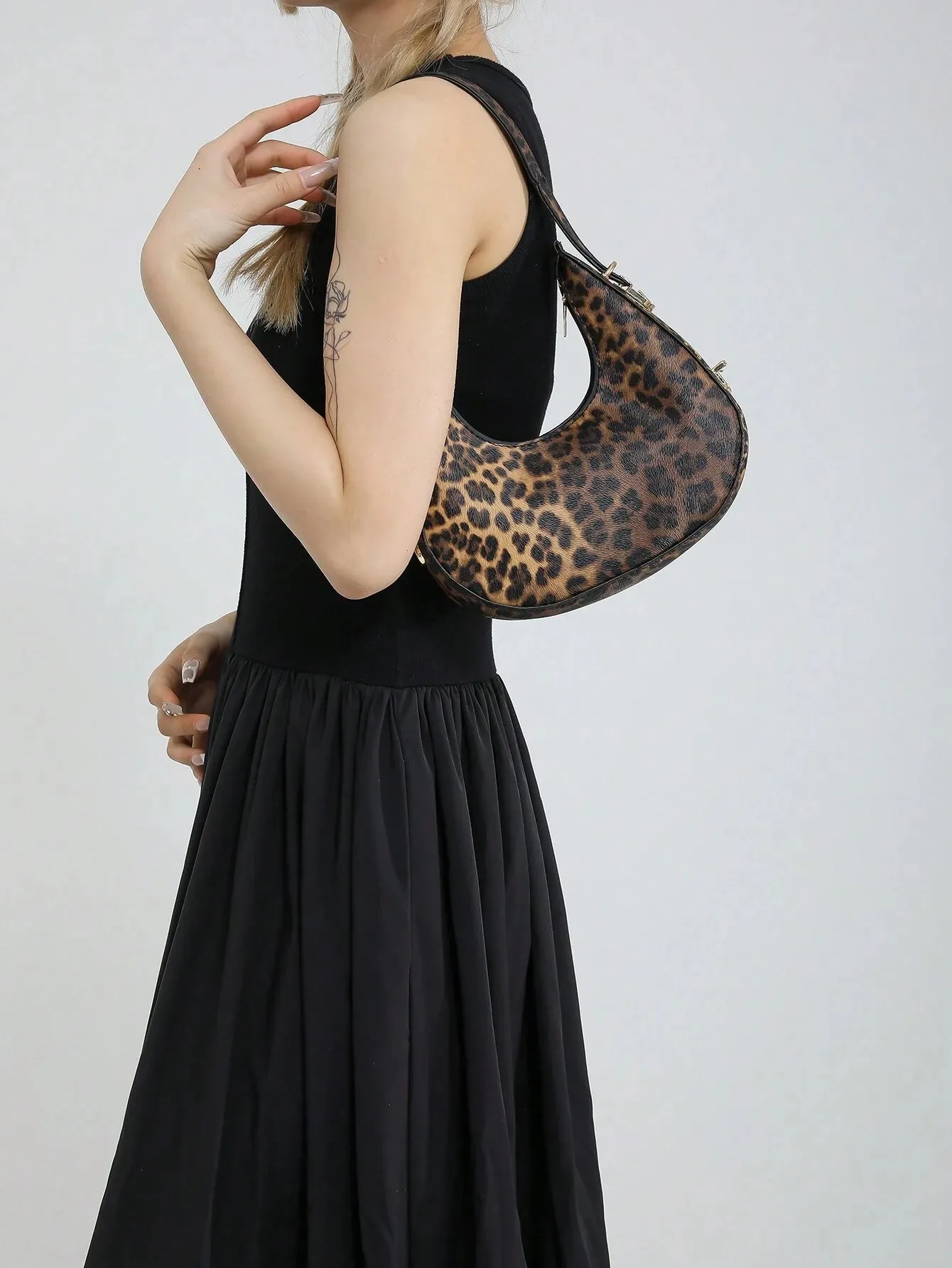 SHEIN New Fashion Leopard Print Crescent Shoulder Bag, Street Style, Trendy, Stylish, Versatile Crossbody Bag For Women,Trendy Leopard Print Bag