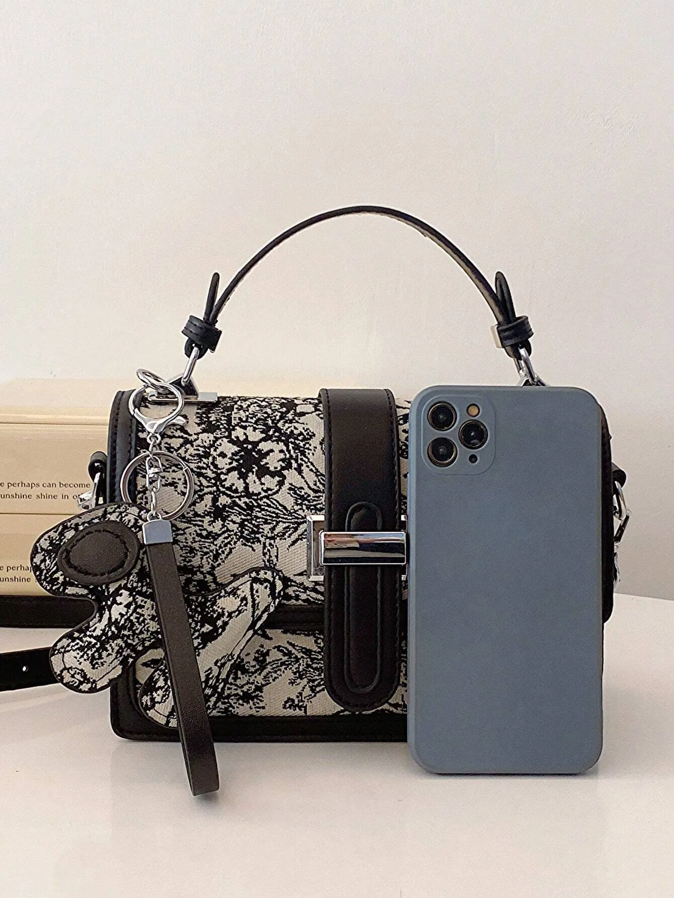 SHEIN Printed Classic Style Double Layer Women's Gift Handheld Mini Square Bag With Strap & Pendant
