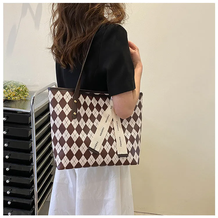 Women's Big Retro Diamond Contrast Large Capacity Shoulder Tote Bag