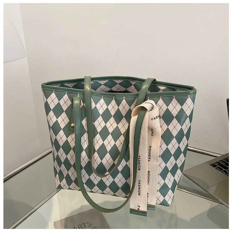 Women's Big Retro Diamond Contrast Large Capacity Shoulder Tote Bag
